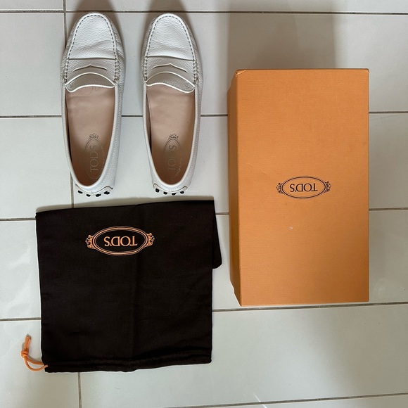 TOD’S GOMMINI MOCASSIN - Picture 2 of 10